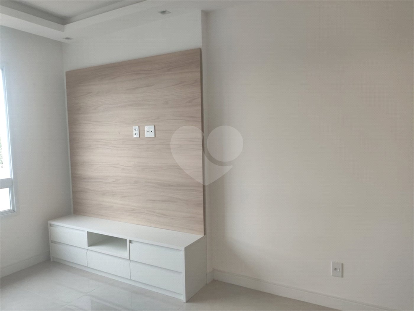 Apartamento à venda com 2 quartos, sendo 1 suíte,  em Vila Nova Mazzei, São Paulo, SP