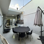 Casa à venda com 3 quartos, sendo 1 suíte, no condomínio Jardim Guarujá, Salto - SP