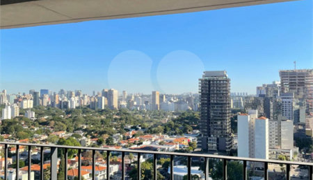 Apartamento à venda com 2 suítes em Pinheiros, São Paulo, SP