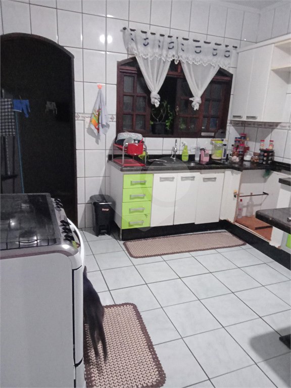 Casa à venda com 3 quartos, sendo 1 suíte,  em Vila Júlia, Poá, SP