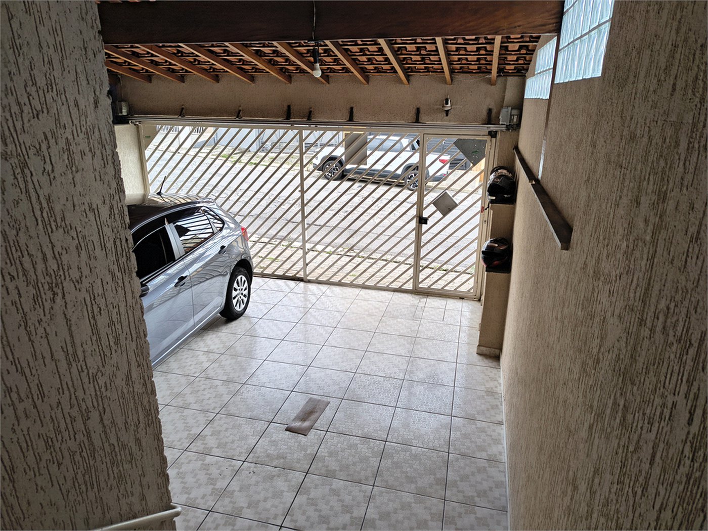 Sobrado à venda com 3 quartos, sendo 1 suíte, em Tremembé, São Paulo, SP