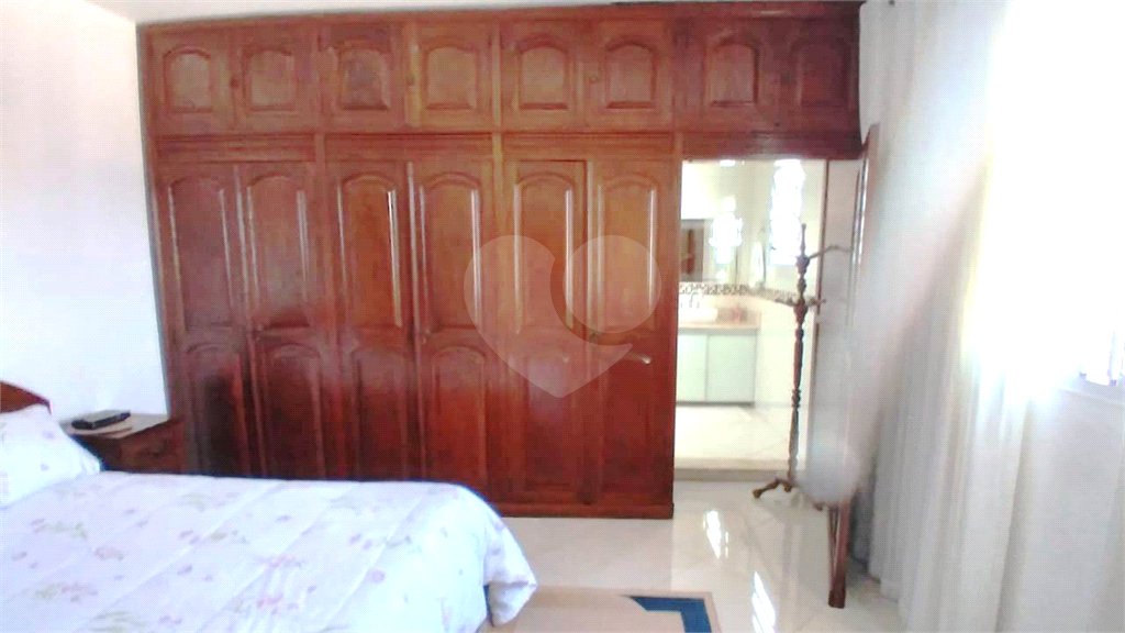 Sobrado à venda com 5 quartos, sendo 1 suíte, em Vila Maria Alta, São Paulo, SP