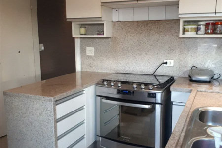 Sobrado à venda com 3 quartos, sendo 1 suíte,  em Jardim Ester, São Paulo, SP