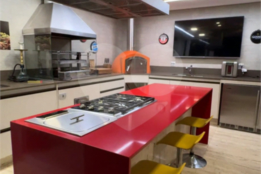 Casa à venda com 4 suítes no condomínio Villaggio Houda, São Paulo - SP
