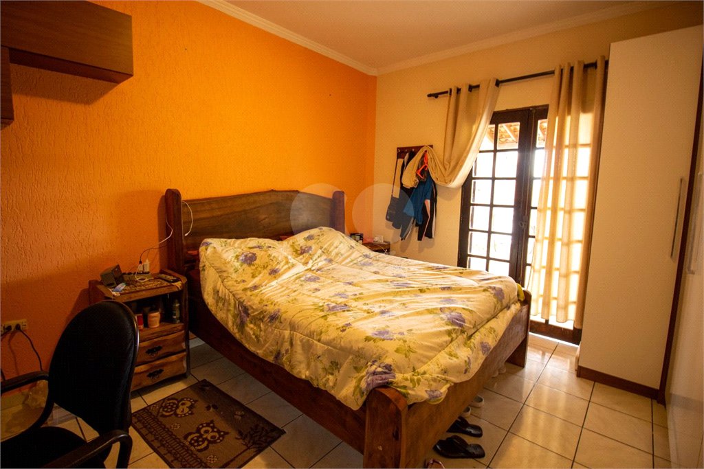 Casa à venda com 3 quartos, sendo 1 suíte,  em Alto da Serra (mailasqui), São Roque, SP