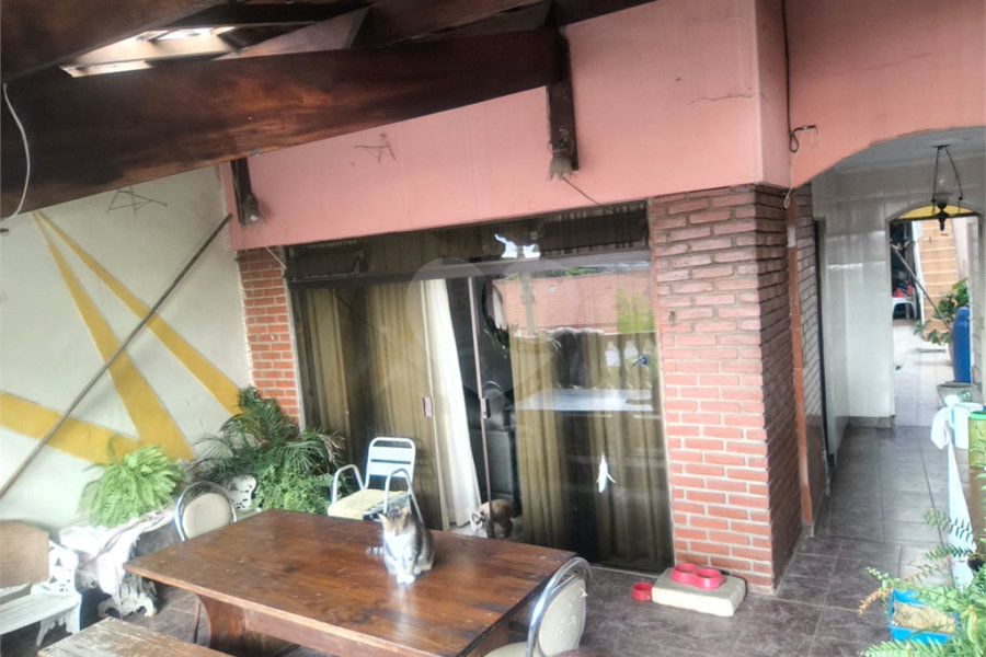 Casa à venda com 3 quartos, sendo 1 suíte, em Vila Rosalia, Guarulhos, SP