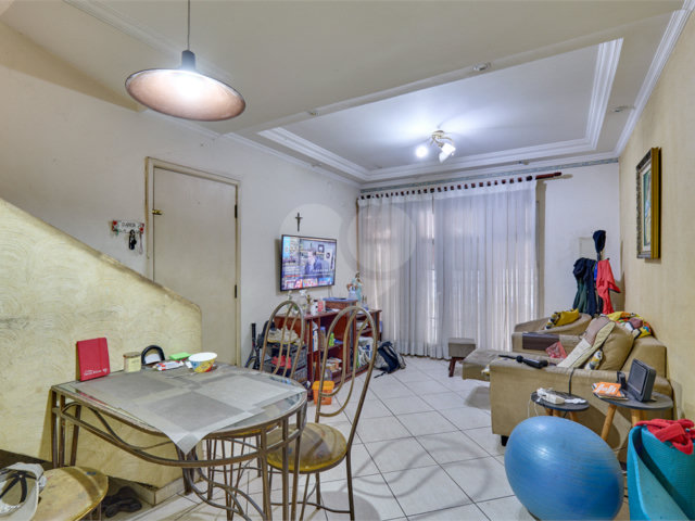 Casa à venda com 4 quartos, sendo 2 suítes,  em Santo Amaro, São Paulo, SP