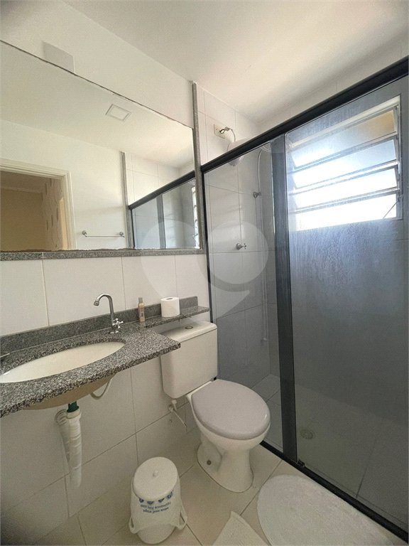 Casa à venda com 3 quartos, sendo 1 suíte,  no condomínio Montpellier, Mogi das Cruzes - SP