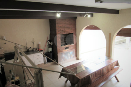 Sobrado à venda com 4 quartos, sendo 2 suítes, em Santo Amaro, São Paulo, SP