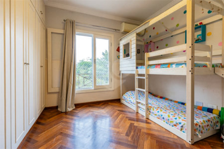 Casa à venda com 4 suítes no condomínio Saint Germain, São Paulo - SP