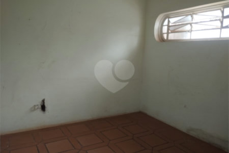 Casa à venda com 5 quartos, sendo 3 suítes, em Vila Sedenho, Araraquara, SP