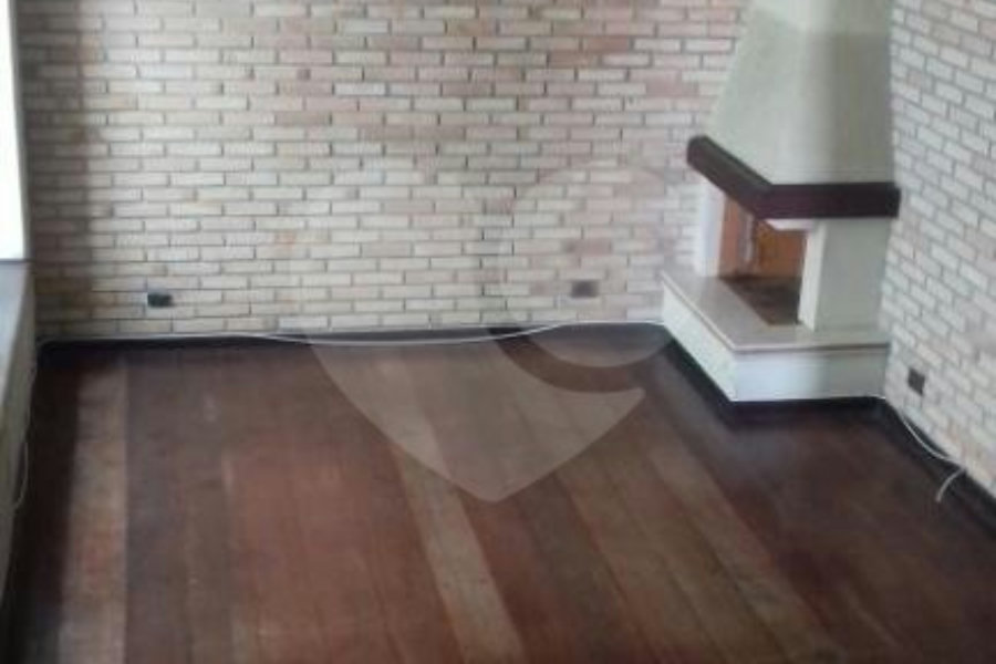 Sobrado à venda com 3 quartos, sendo 1 suíte,  em Vila Pereira Barreto, São Paulo, SP