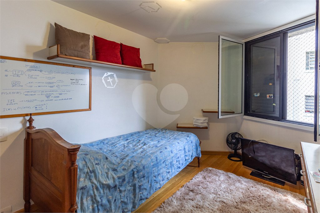 Apartamento à venda com 3 quartos, sendo 1 suíte, em Perdizes, São Paulo, SP