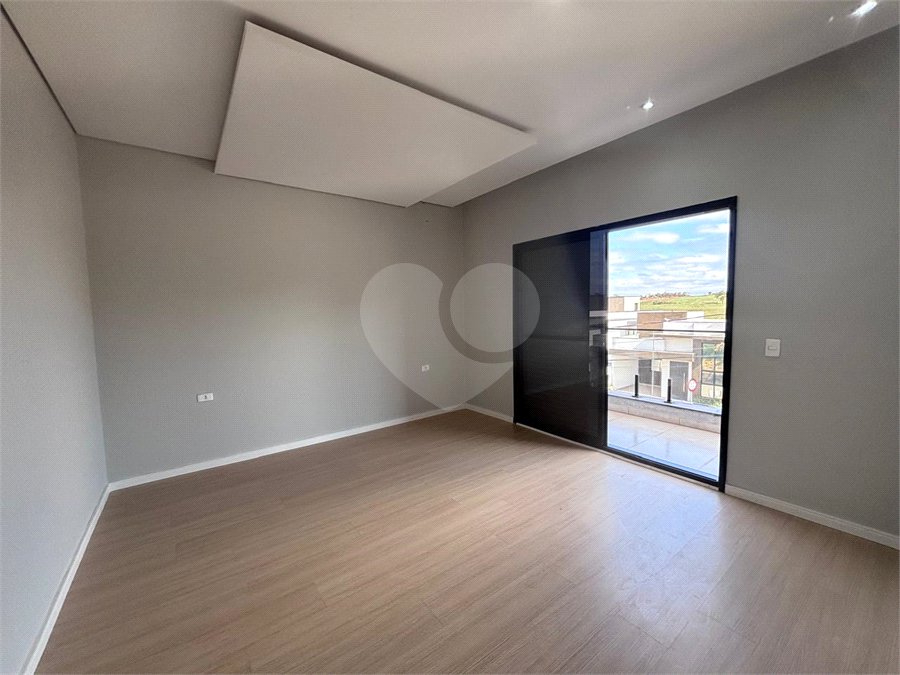 Casa à venda com 3 suítes no condomínio Helena Maria, Sorocaba - SP