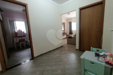 Casa à venda com 3 quartos, sendo 1 suíte, em Jardim Itanguá, Sorocaba, SP