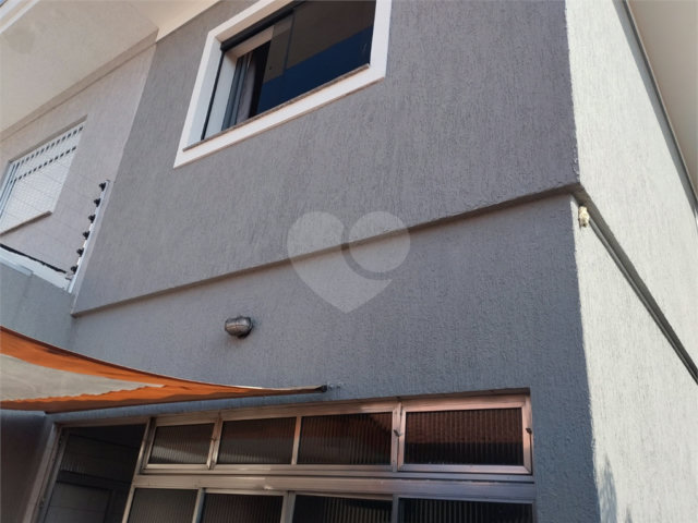 Sobrado à venda com 3 suítes em Vila Constança, São Paulo, SP