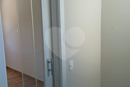 Apartamento à venda com 3 quartos, sendo 1 suíte, em Capela, Vinhedo, SP