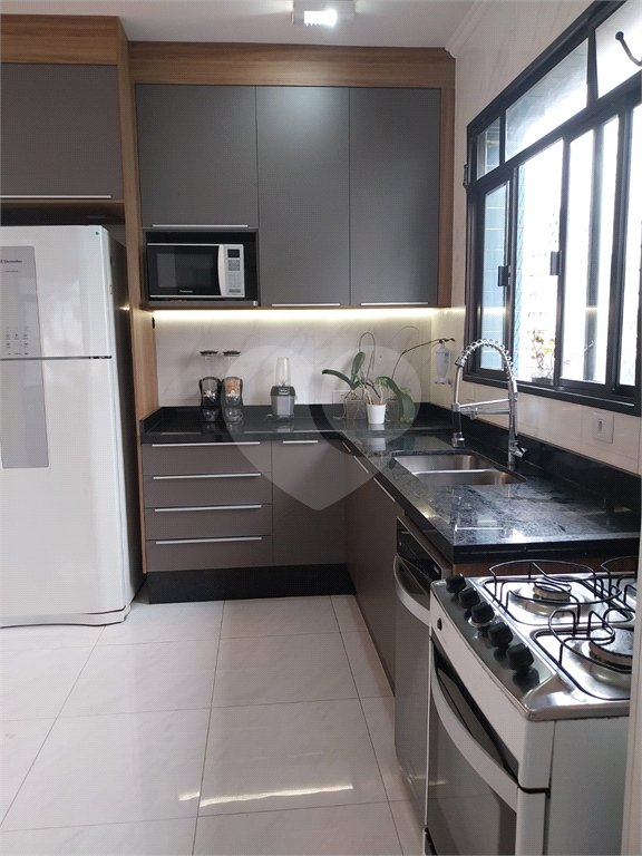 Apartamento à venda com 4 quartos, sendo 1 suíte,  em Vila Ipojuca, São Paulo, SP