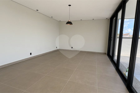 Casa à venda com 3 suítes no condomínio Village Ipanema Ii, Araçoiaba da Serra - SP