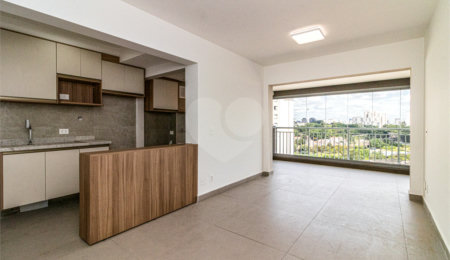 Apartamento à venda com 3 quartos, sendo 1 suíte,  em Vila Anastácio, São Paulo, SP