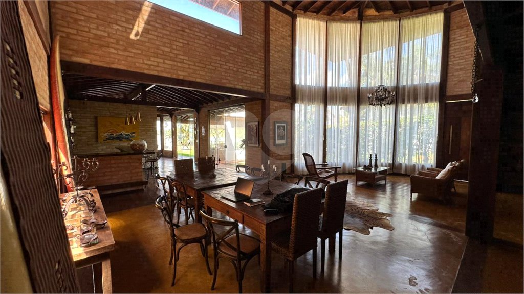 Casa para venda no Condomínio Vivenda do Broa.