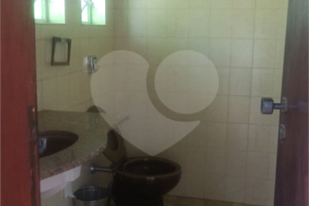 Casa à venda com 4 quartos, sendo 3 suítes, em Jardim Itaperi, Atibaia, SP