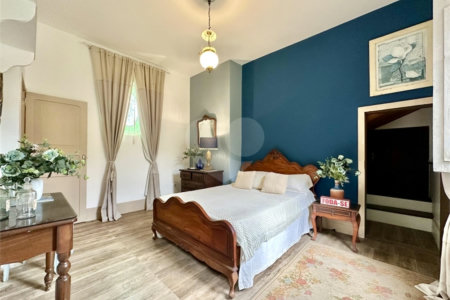 Casa à venda com 7 quartos, sendo 1 suíte, em Cosme Velho, Rio de Janeiro, RJ