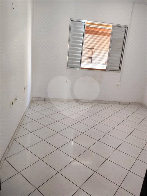 Casa à venda com 3 quartos em Jardim Santa Clara, Guarulhos, SP