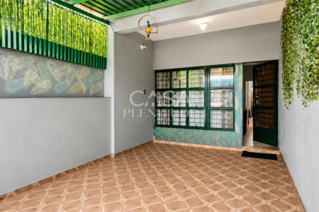 Casa à venda com 2 quartos em Vila Carvalho, Sorocaba, SP