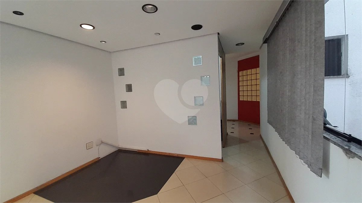 **SALA COMERCIAL DE 80 M² NO BAETA NEVES | EXCELENTE CUSTO-BENEFÍCIO E LOCALIZAÇÃO ESTRATÉGICA**