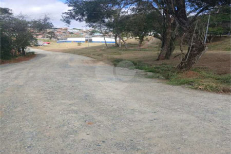 Terreno à venda no condomínio Portal dos Pássaros II, Mairinque - SP