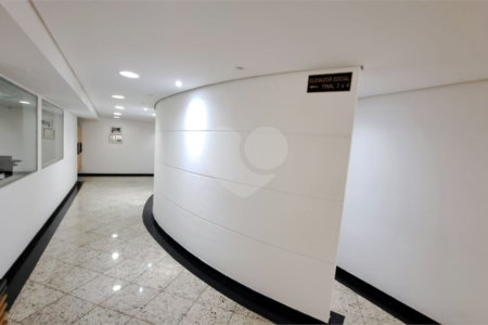 Apartamento à venda com 3 quartos, sendo 1 suíte, em Vila Mariana, São Paulo, SP