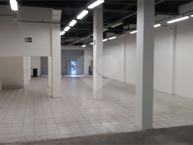 Prédio à venda em Santana, São Paulo, SP
