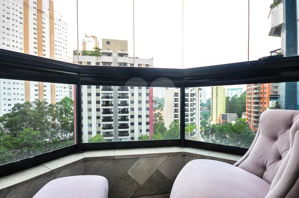 Apartamento à venda com 4 suítes em Vila Andrade, São Paulo, SP