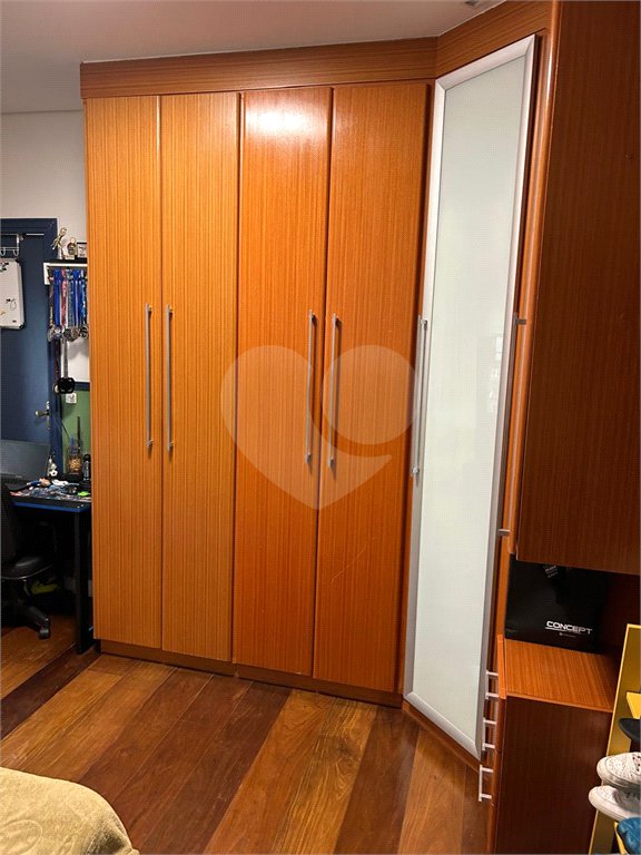 Casa à venda com 2 suítes no condomínio Residencial, Mogi das Cruzes - SP