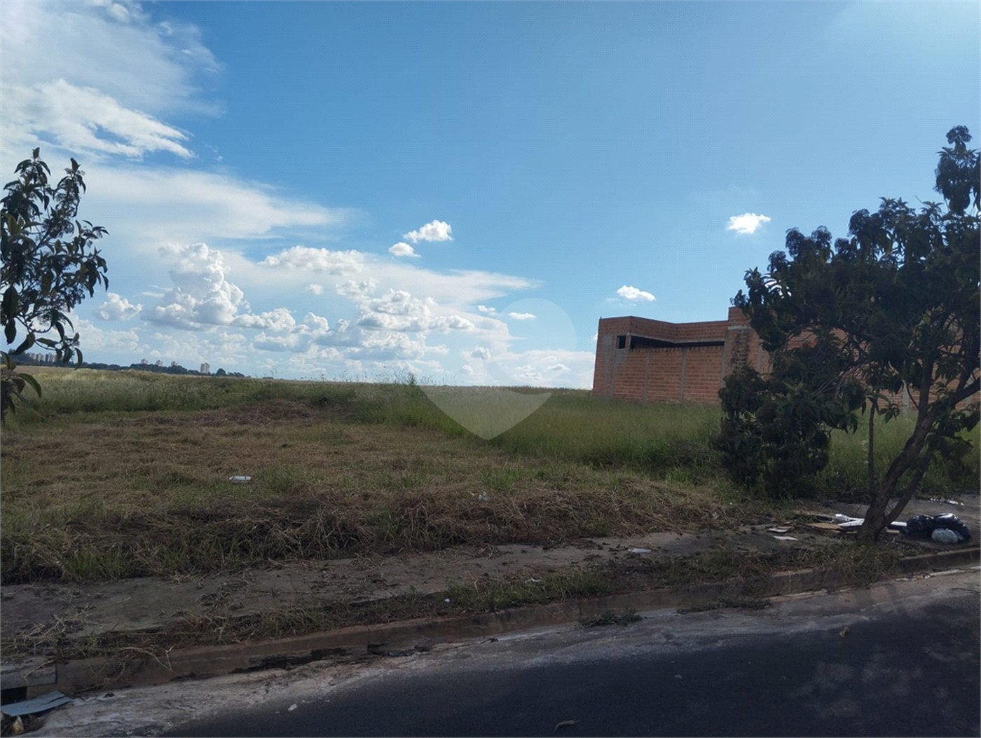 Terreno à venda em Residencial Vista do Horto, Araraquara, SP