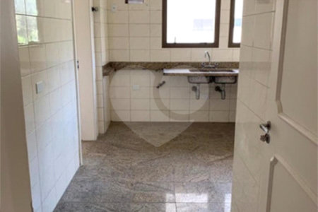 Apartamento à venda com 3 suítes em Vila Suzana, São Paulo, SP