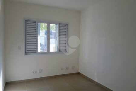 Sobrado à venda com 3 quartos, sendo 1 suíte, em Jardim Prudência, São Paulo, SP