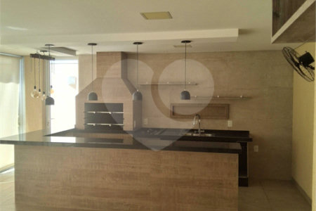 Casa à venda com 3 suítes no condomínio Portal do Jequitibá, Valinhos - SP