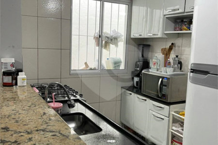 Casa à venda com 2 quartos em Vila Lavínia, Mogi das Cruzes, SP