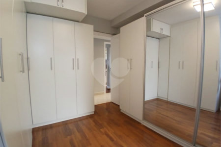 Cobertura à venda com 4 quartos, sendo 3 suítes,  em Cidade São Francisco, São Paulo, SP
