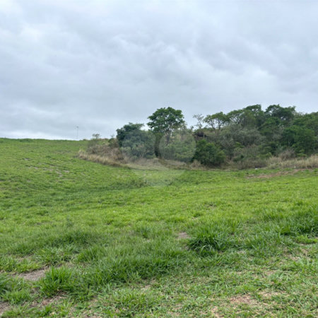 Terreno à venda no condomínio Portal Lamis I, Atibaia - SP