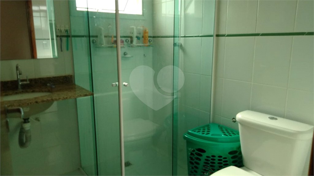 Sobrado à venda com 3 quartos, sendo 1 suíte, em Vila Suissa, Mogi das Cruzes, SP