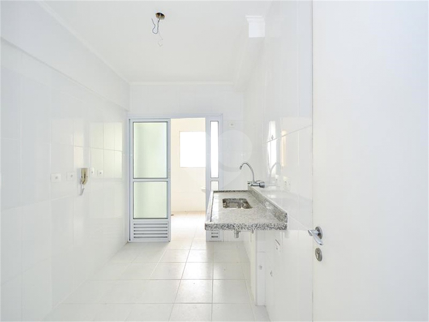 Apartamento à venda com 3 quartos, sendo 1 suíte, em Vila Gumercindo, São Paulo, SP