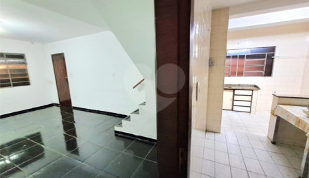 Sobrado à venda com 2 quartos em Vila Nova Cachoeirinha, São Paulo, SP