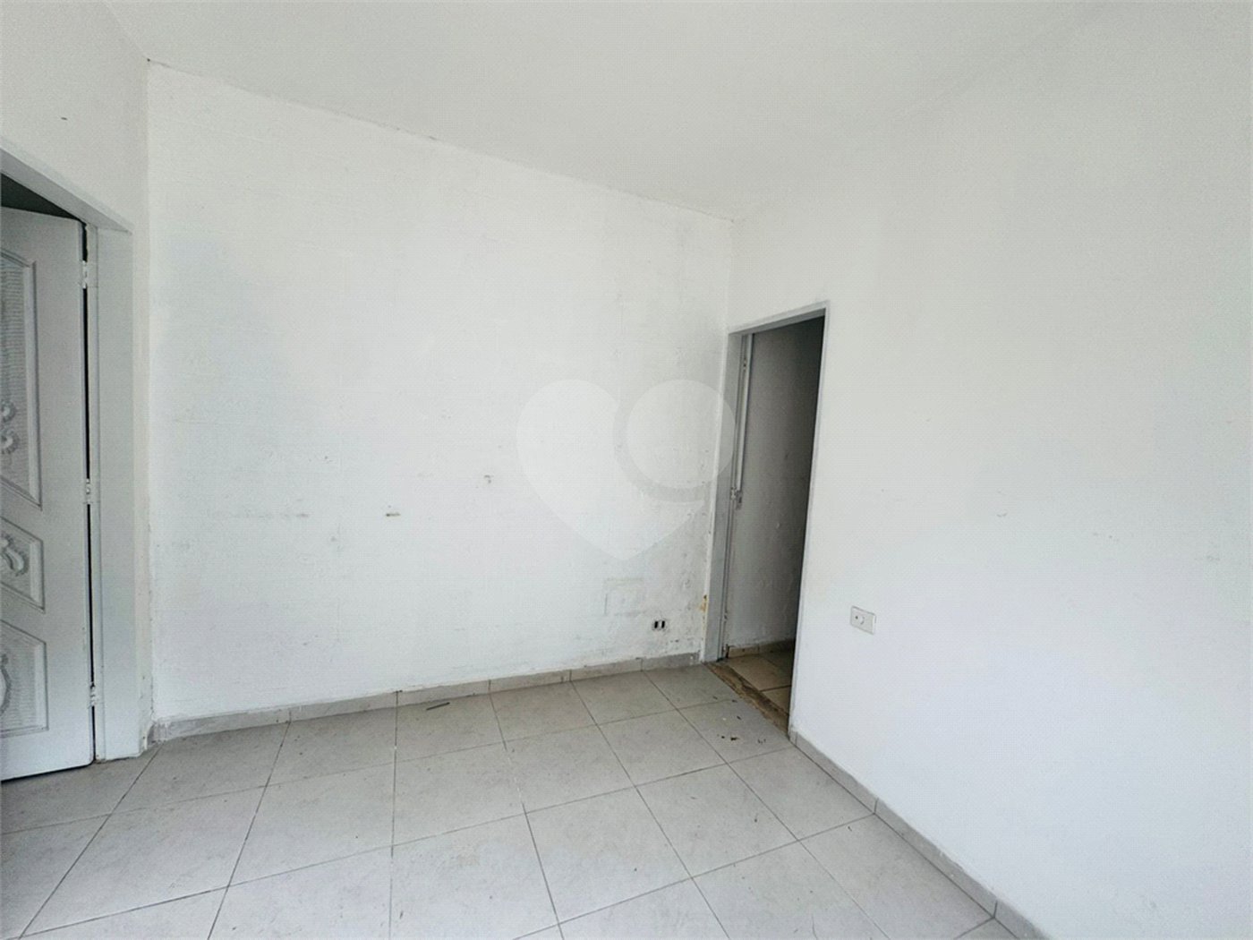 Casa à venda com 3 quartos, sendo 1 suíte, em Vila Galvão, Guarulhos, SP