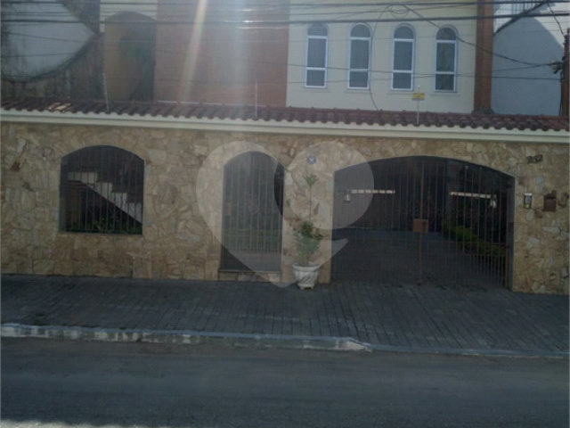 Sobrado à venda com 4 quartos, sendo 2 suítes,  em Tremembé, São Paulo, SP