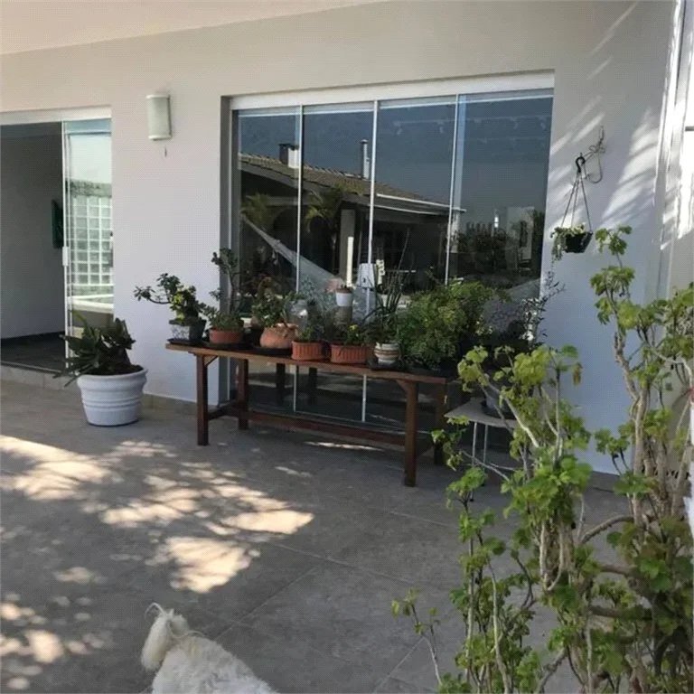 Casa à venda com 5 suítes em Parque dos Príncipes, São Paulo, SP