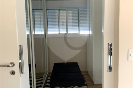 Apartamento à venda com 3 quartos, sendo 1 suíte,  em Jardim Brasil (zona Sul), São Paulo, SP