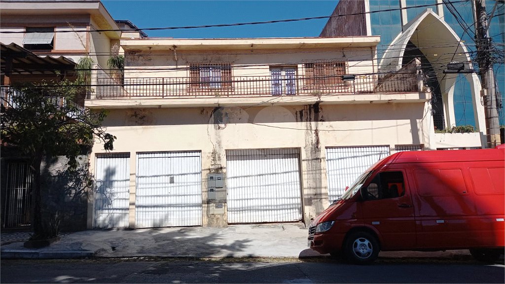 Terreno à venda com 8 quartos, sendo 2 suítes, em Santana, São Paulo, SP